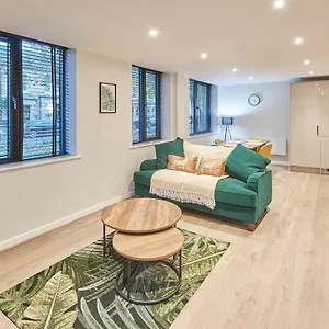https://host-stay-fern.yorkshirehotels.net